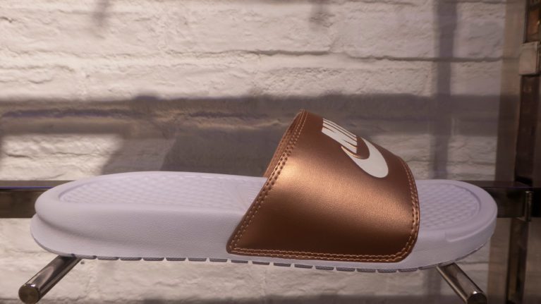 Why Nike Sandals for Men are the Ultimate Footwear Choice
