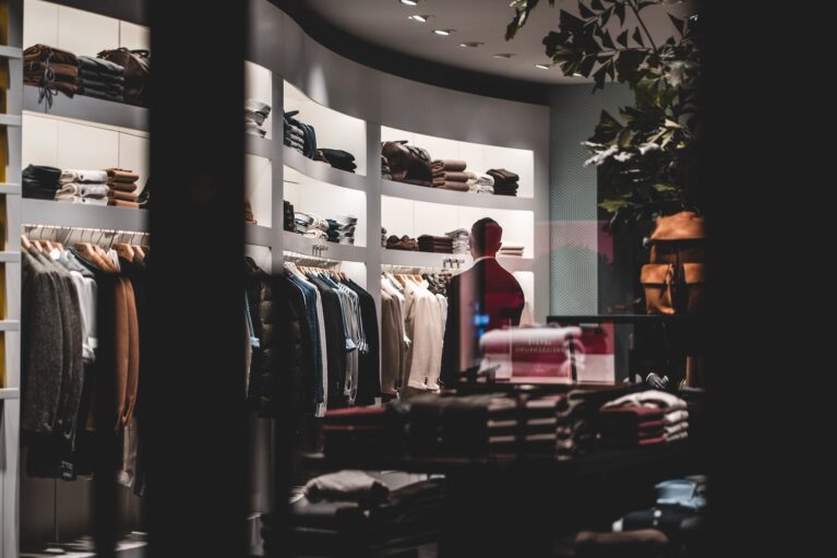 How to Build a Stylish, Yet Basic Wardrobe for Men