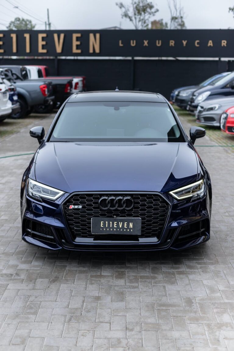 Navigating the Car Auction Maze: Essential Tips on How to Buy a Car at Auction Successfully