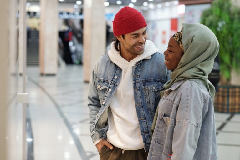 Mastering the Art of Modern Dating: A Comprehensive Gentleman’s Guide