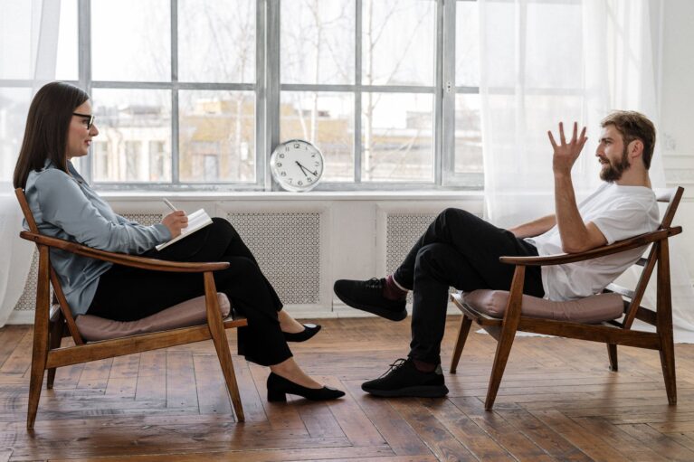 Navigating the Dating World: Essential Relationship Advice for Men