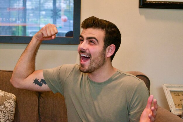 how to gain confidence as a man