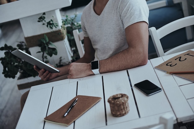 how to start a side hustle